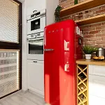 Emerald With Parking By Renters