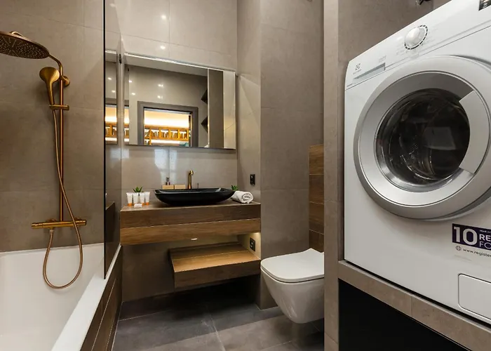 Emerald With Parking By Renters Lejlighed