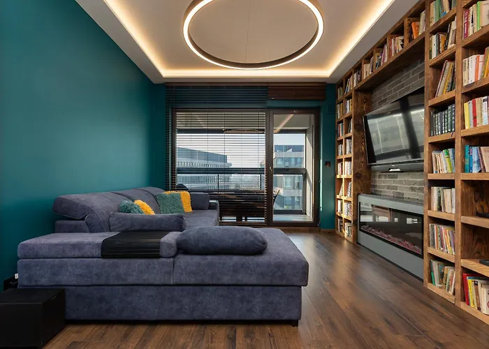 Emerald With Parking By Renters *