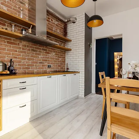 Emerald With Parking By Renters Appartement *